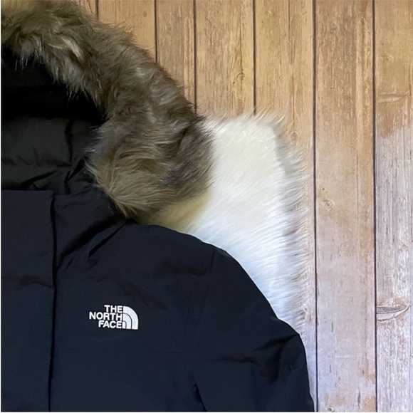 The North Face Women’s Arctic Parka Black Waterproof Coat - Picture 3 of 11